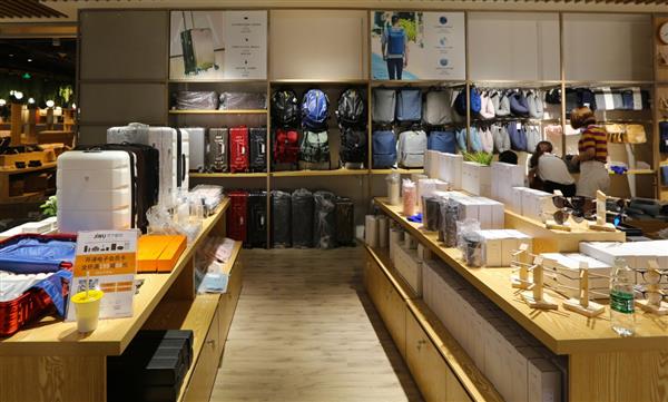 始于颜值，陷于才华 我就这样被徐庄苏宁易购广场“轻纺易购”圈粉了